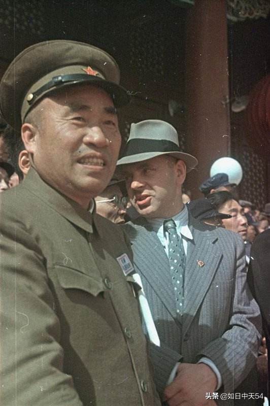 开国大典最震撼的解读,用简练的语言概括开国大典的过程