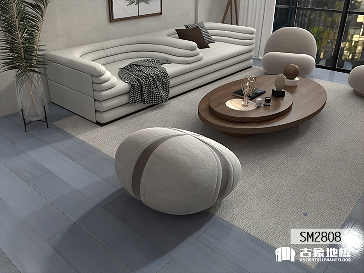 买纯实木地板一定买品牌吗,人字拼地板木纹山纹还是直纹好看