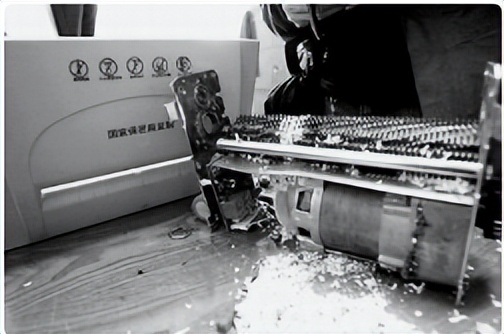 碎纸机怎么操作,碎纸机的小妙招