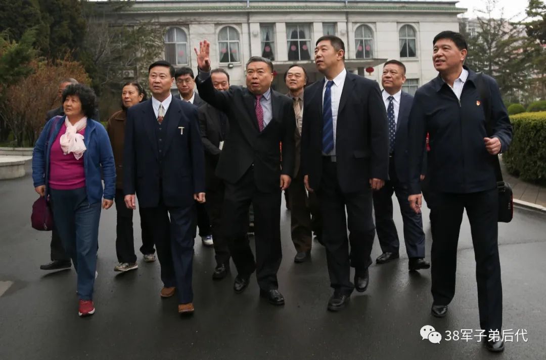 38军老兵朝鲜,朝鲜平壤万景台少年宫牡丹峰