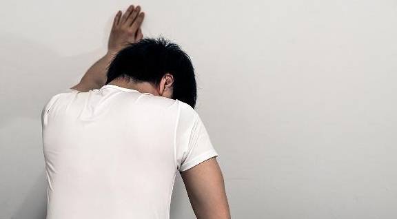 经期没忍住同房了，有哪些危害？医生：这几点要知道，别不当回事