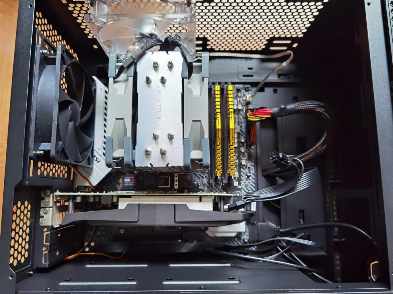 自己组装电脑需要注意什么问题呢,自己怎样组装电脑看完你就懂了