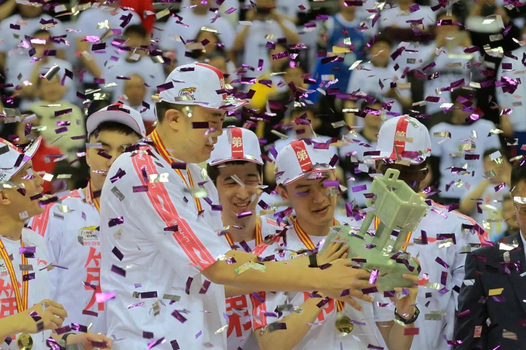 时隔四年再次获得金牌,辽宁男篮总决赛g4集锦