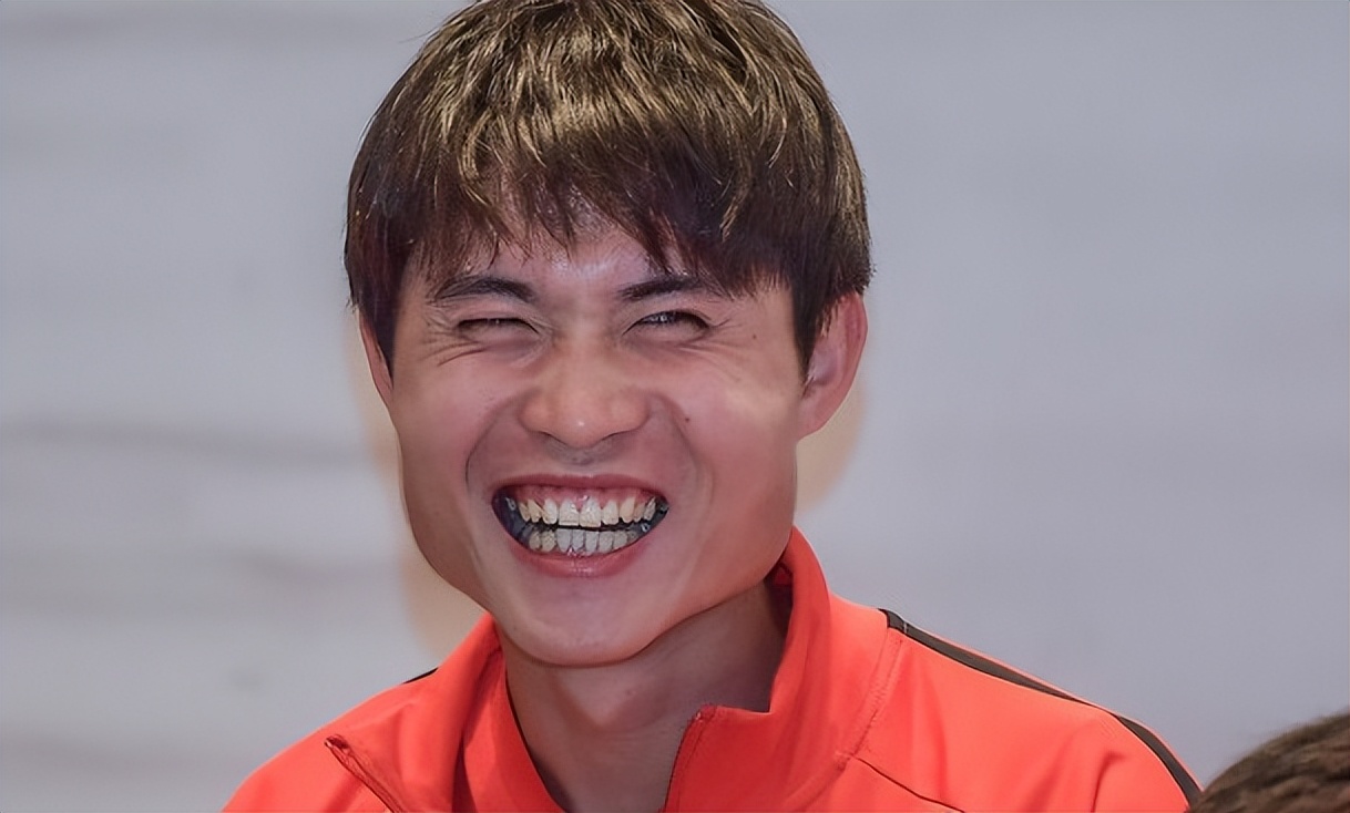 陈彬彬上港亚冠,陈彬彬上港队报完整视频