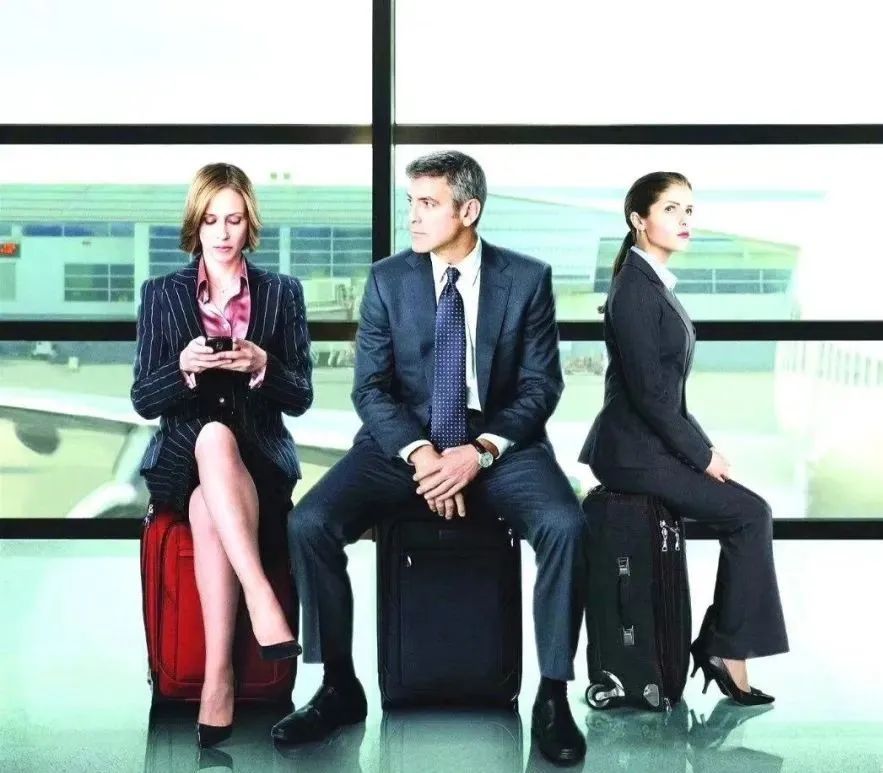 如何护肤化妆改变自己,怎么把化妆和护肤结合起来