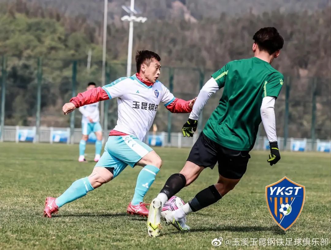 为云南而战！云南玉昆足球俱乐部举行中乙联赛出征仪式