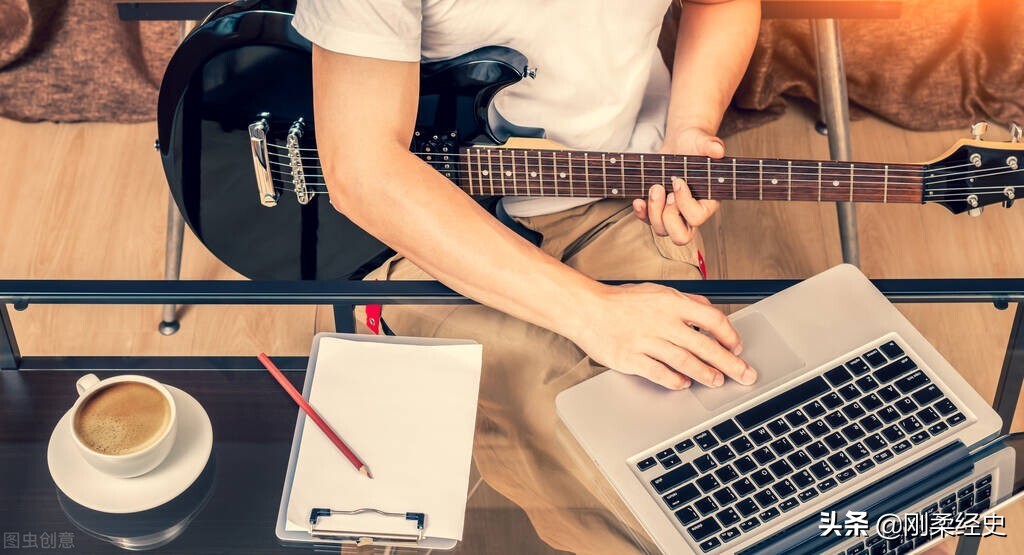 头条上写文章，不论文笔高低，只要你抓住重点都能出爆款