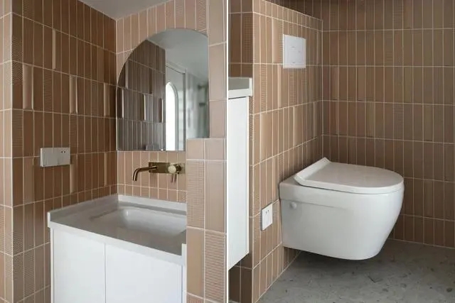 离婚女人买了个30平米房子,32岁靠自己买车买房