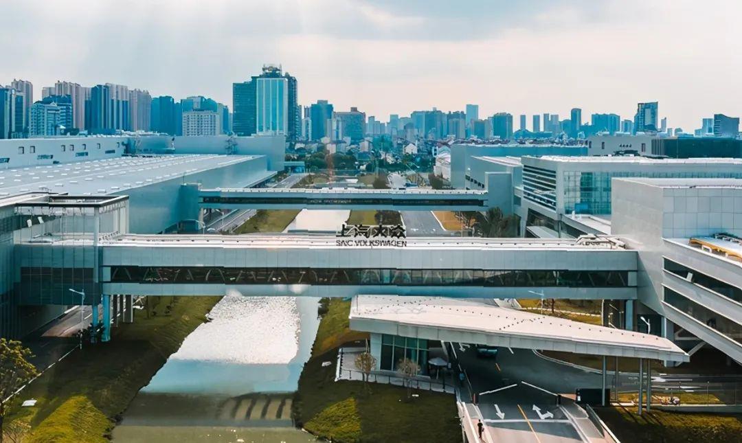 关停、加强考勤、清退三产…合资王者衰落上汽大众职工失去安乐窝