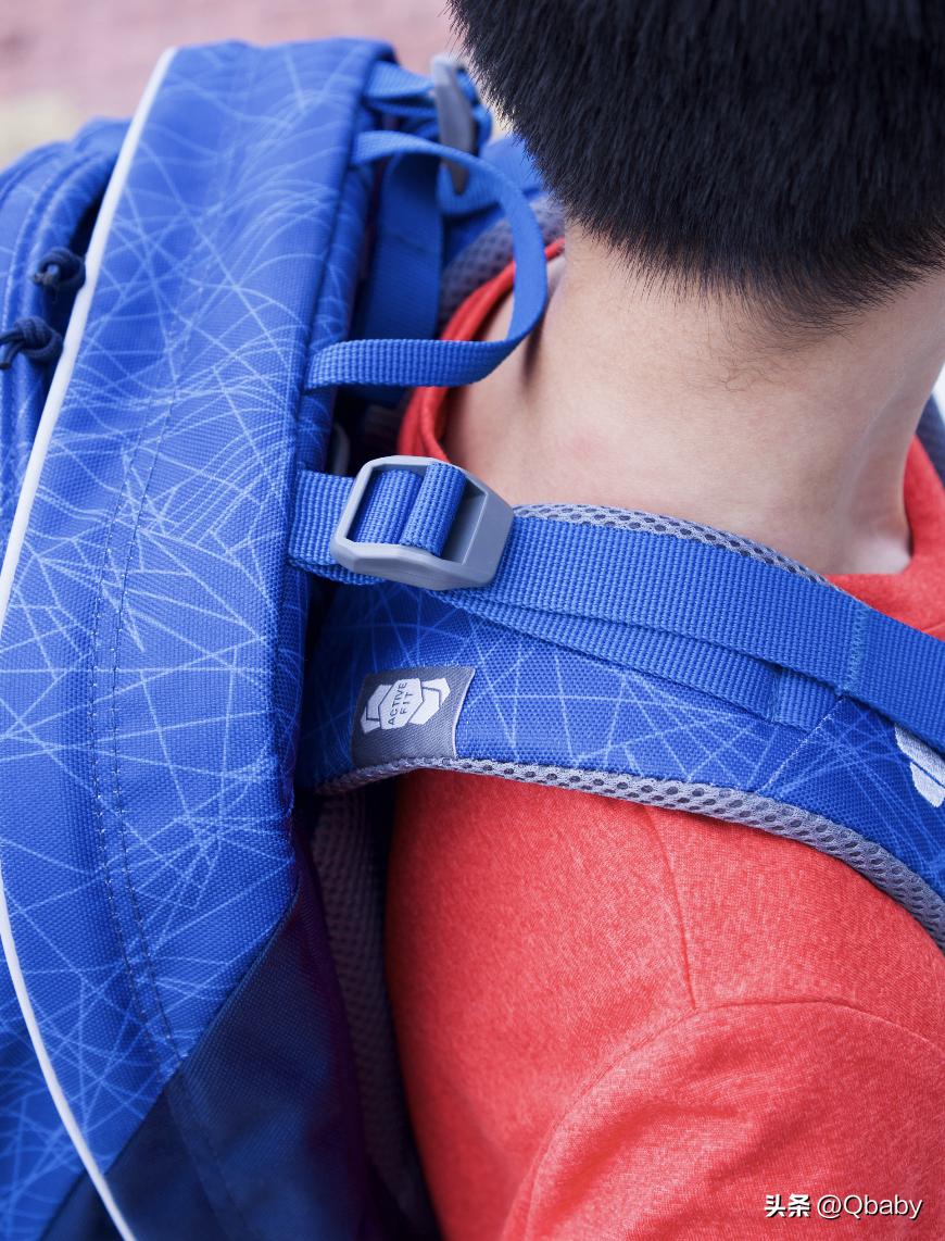 uek小学生书包护脊轻便背包,deuter户外背包儿童