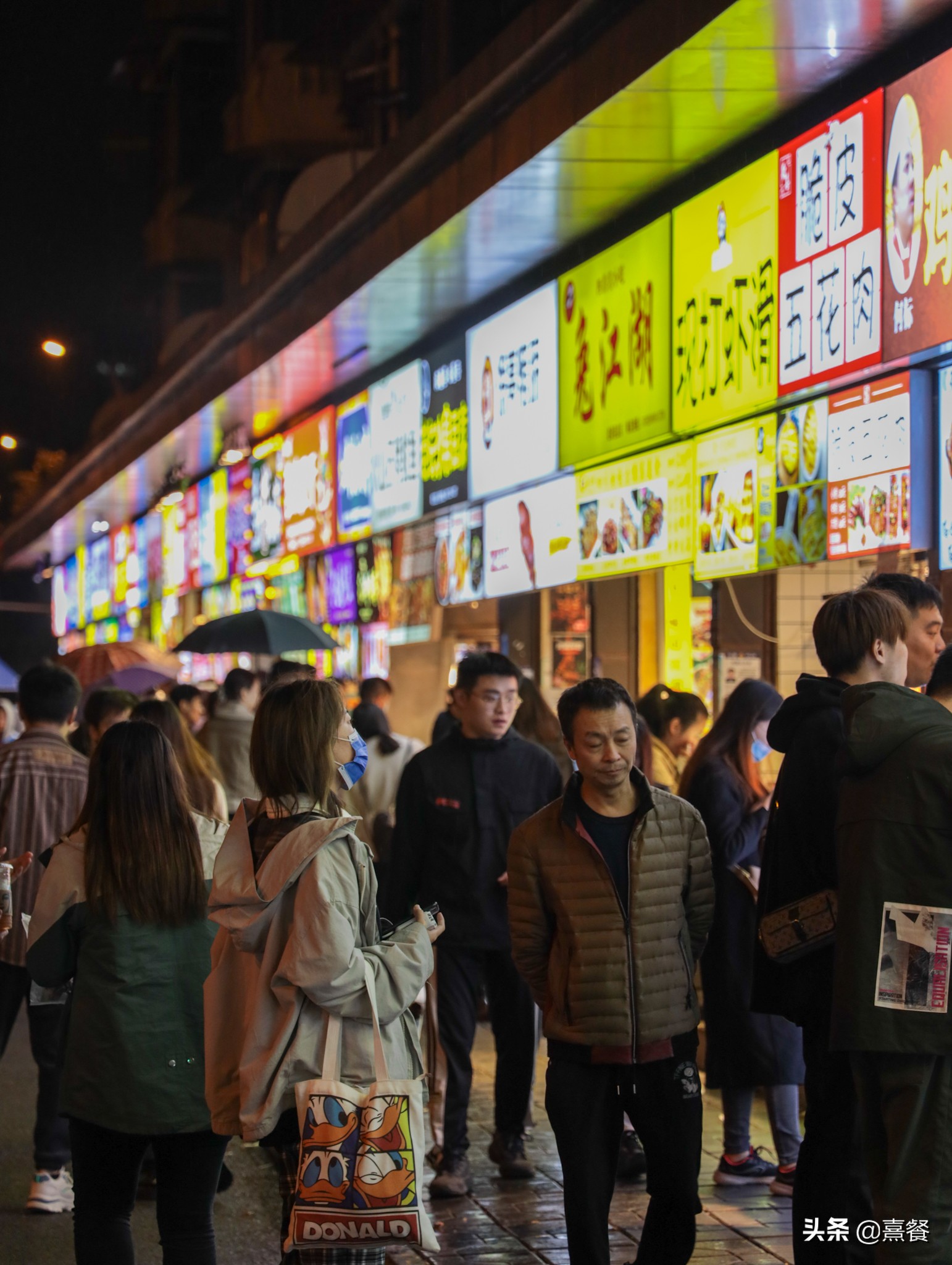 成都超详细小吃攻略,遍访成都美食十种体验绝佳的小吃