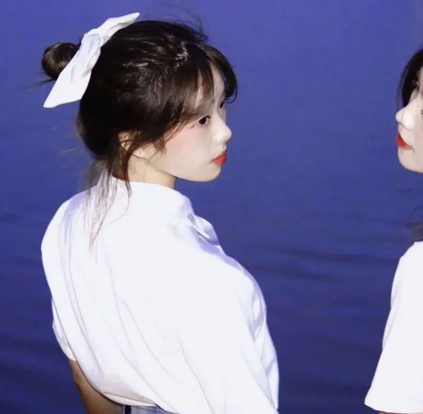 闺蜜头像一左一右真人可爱姐妹,情侣头像和闺蜜头像连在一起的