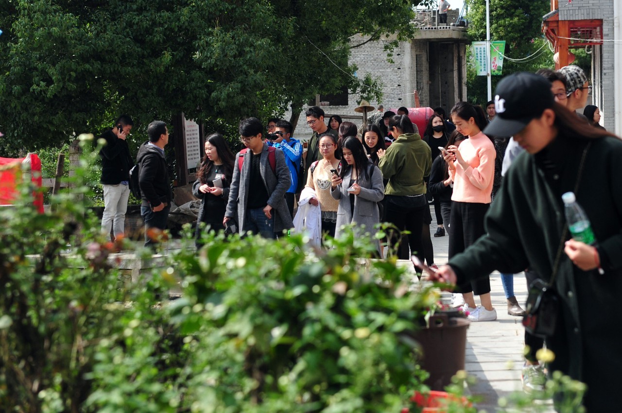 温铁军谈未来农村的房子,温铁军谈农村土地和房子要留好