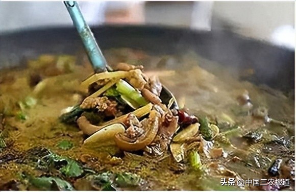 村超踢赢国家队,村超足球精彩瞬间