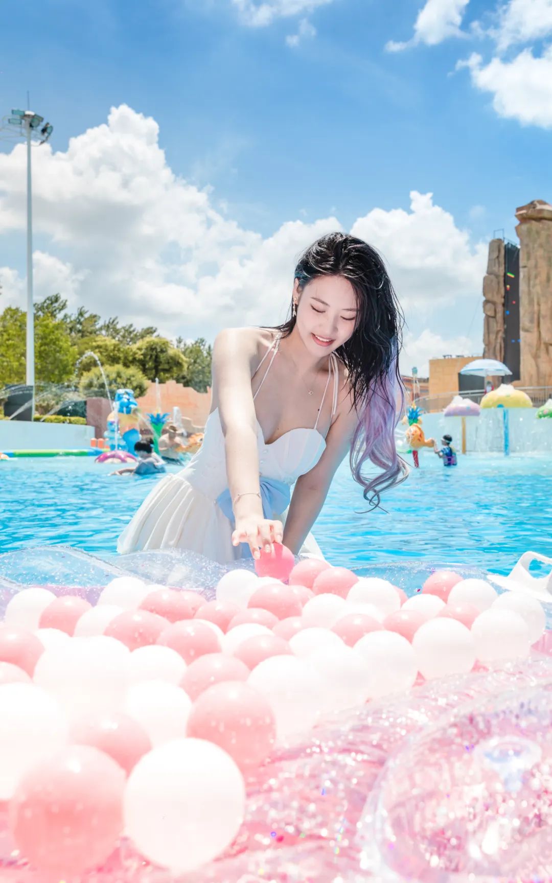 200000㎡水公园今夏回归！电音健身趴、粉红沙滩...嗨翻假期