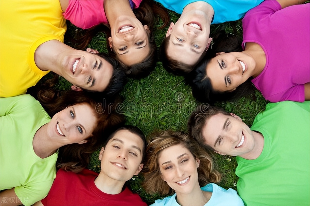 TA在朋友圈*辱侮***谤诽**我怎么办?