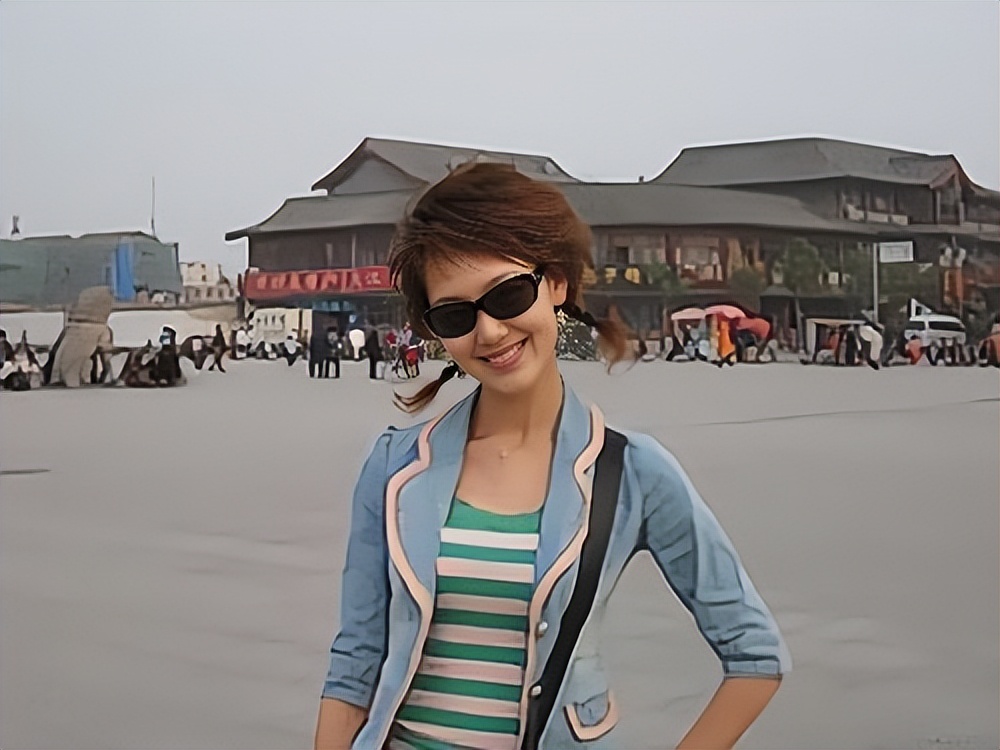 上海主持人王冠和曹可凡关系,王冠和曹可凡视频