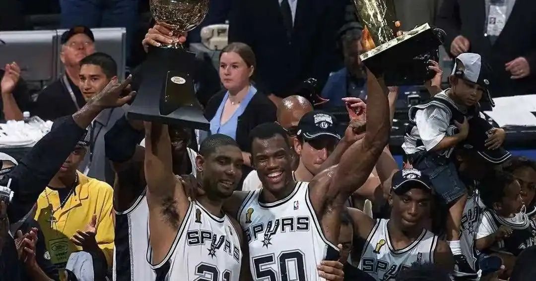 2017勇士队历史最强球队,2017谁是nba总冠军