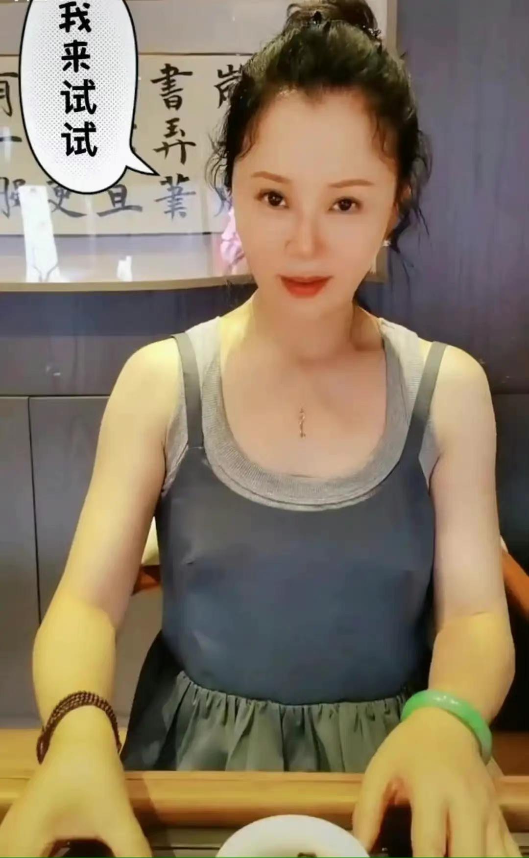 不婚、接廉价商演、走穴…一首歌唱一辈子的老牌歌星，现状各不同