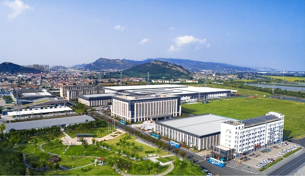 四季沐歌高铁广告宣传图片,四季沐歌高铁冠名