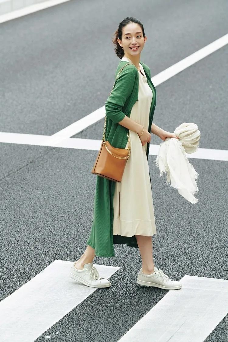 女士白色运动鞋,低价好看运动鞋推荐