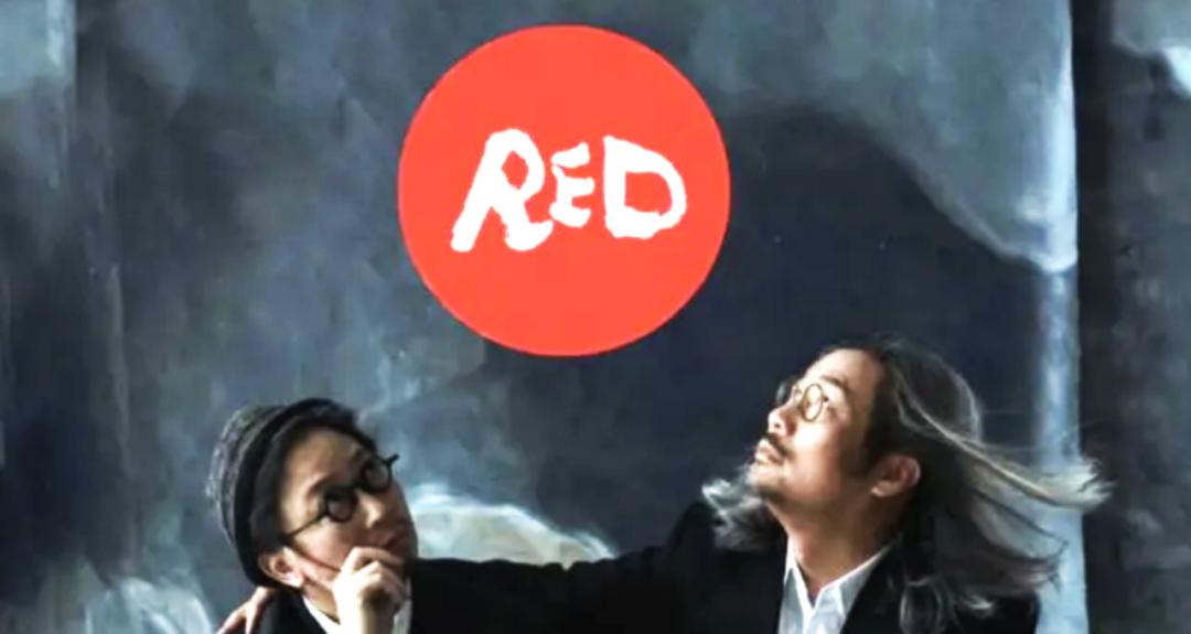 自称名牌制造机，低俗擦边*脑洗**，红制作背后有一条品牌催肥产业链