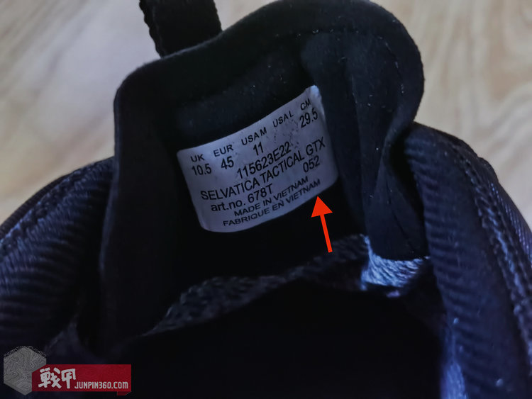 空降到“大秦”上空的萨瓦迪卡