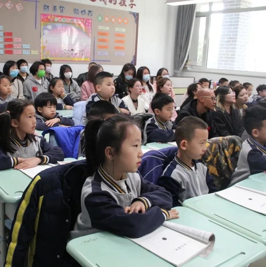 儿童团游北京科技馆,北京儿童青少年游乐