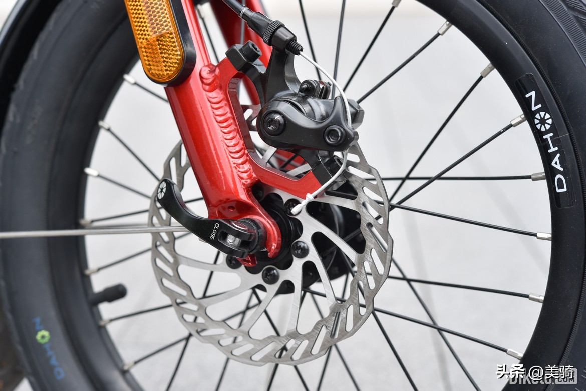 树立电自双驱新标杆DAHON大行全新UNIOE16电助力折叠车评测