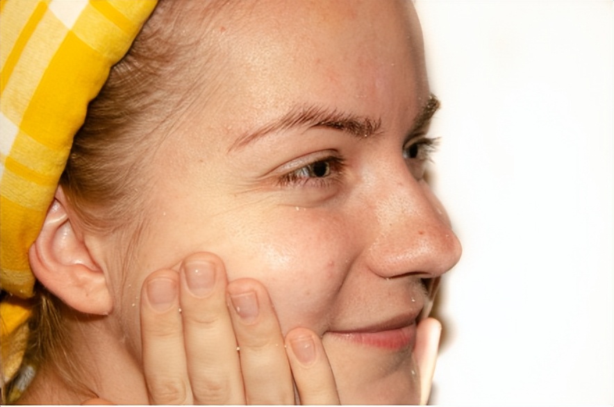 磨砂洗面奶男士怎么用,磨砂型洗面奶什么意思