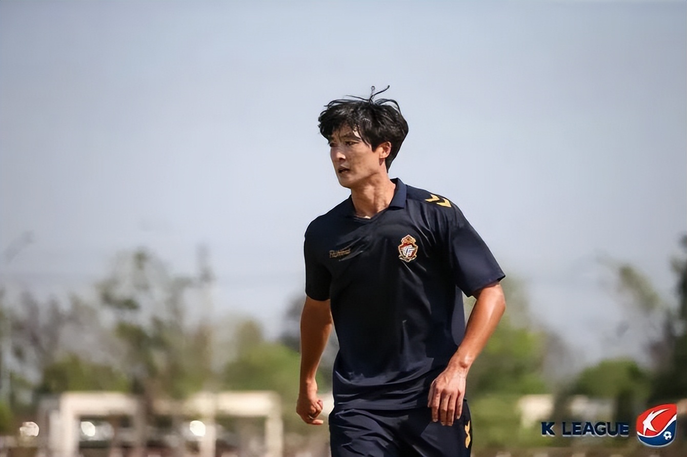 郭泰辉小传丨半路出家练就带刀侍卫，独眼巨人创造亚冠传奇