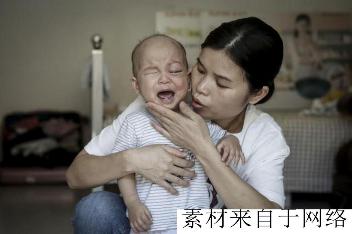 广西一男童出生玻璃眼,男婴出生37天双眼像玻璃珠