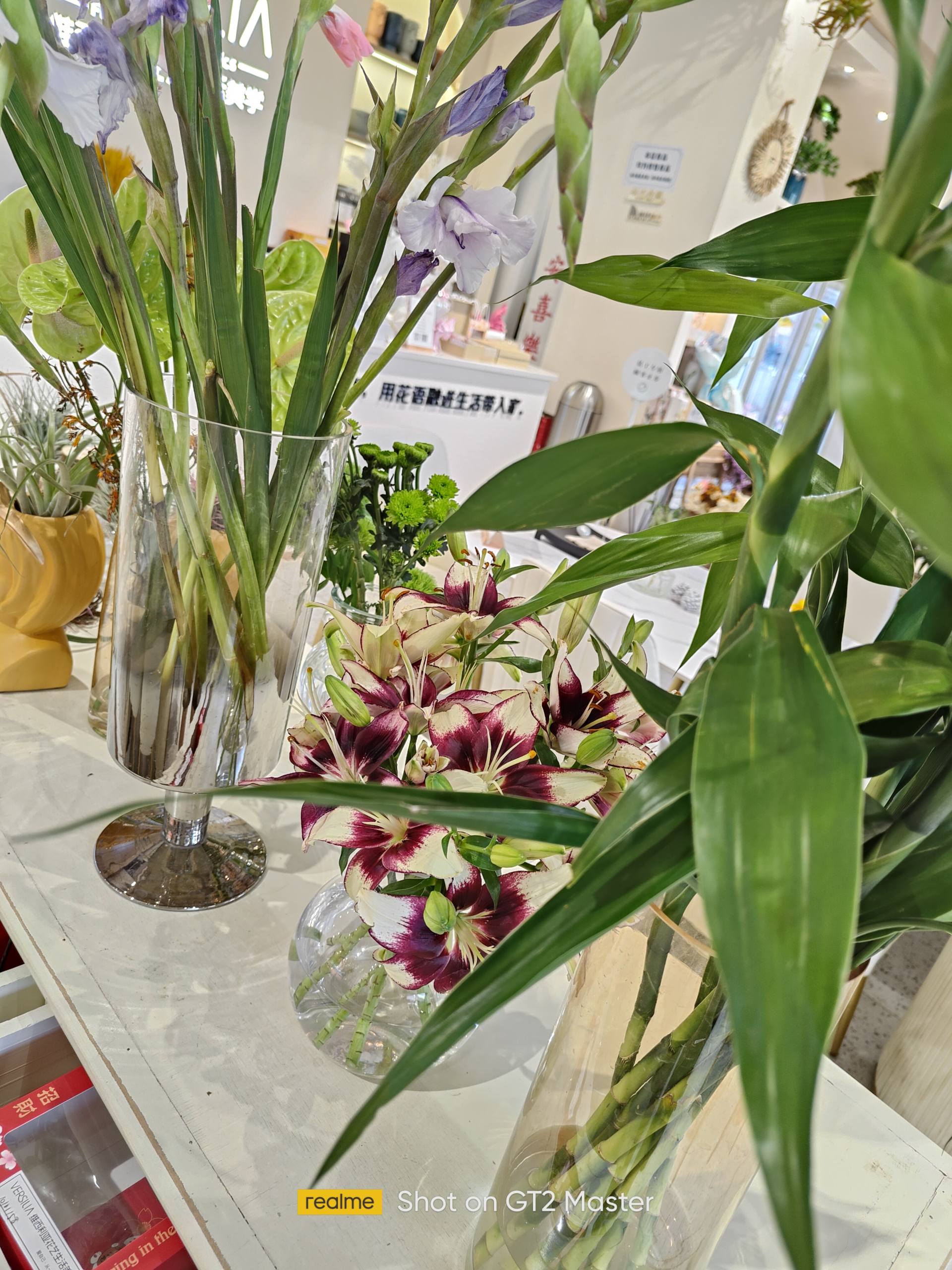 真我gt2大师探索版和上代对比,真我gt2大师探索版评测