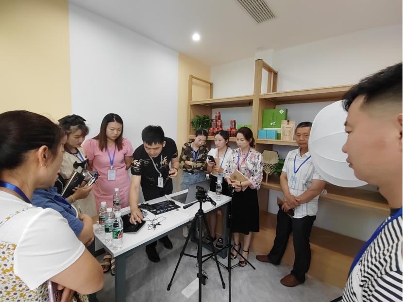 大数据电商运营专业学什么,电商运营在学校主要学什么