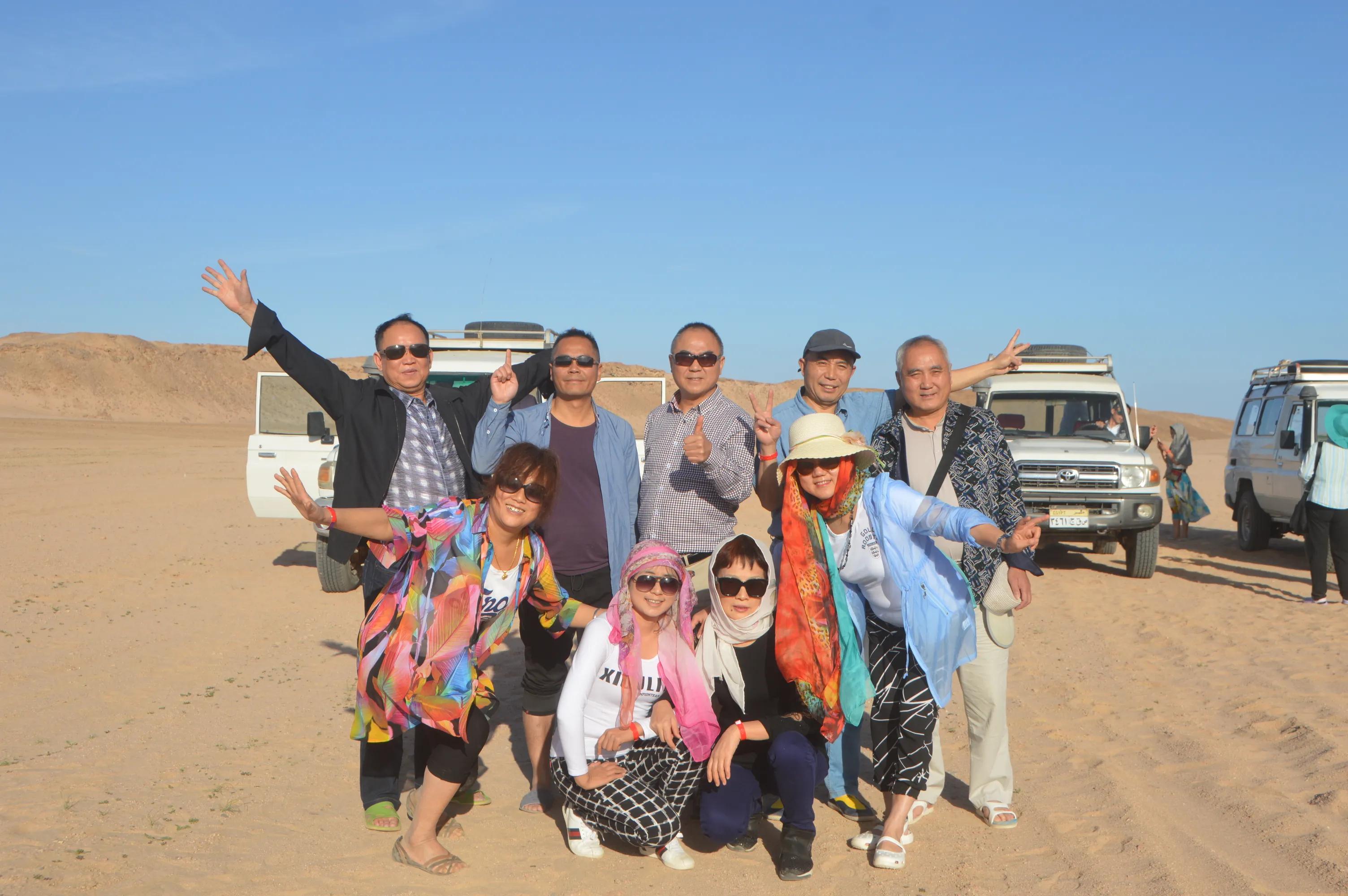 沙漠之旅穿越沙漠,组团穿越迪拜沙漠之旅