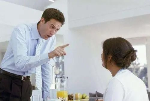 公婆偏心小儿子一家怎么表达不满,碰到公婆不讲理能跟孙子讲吗