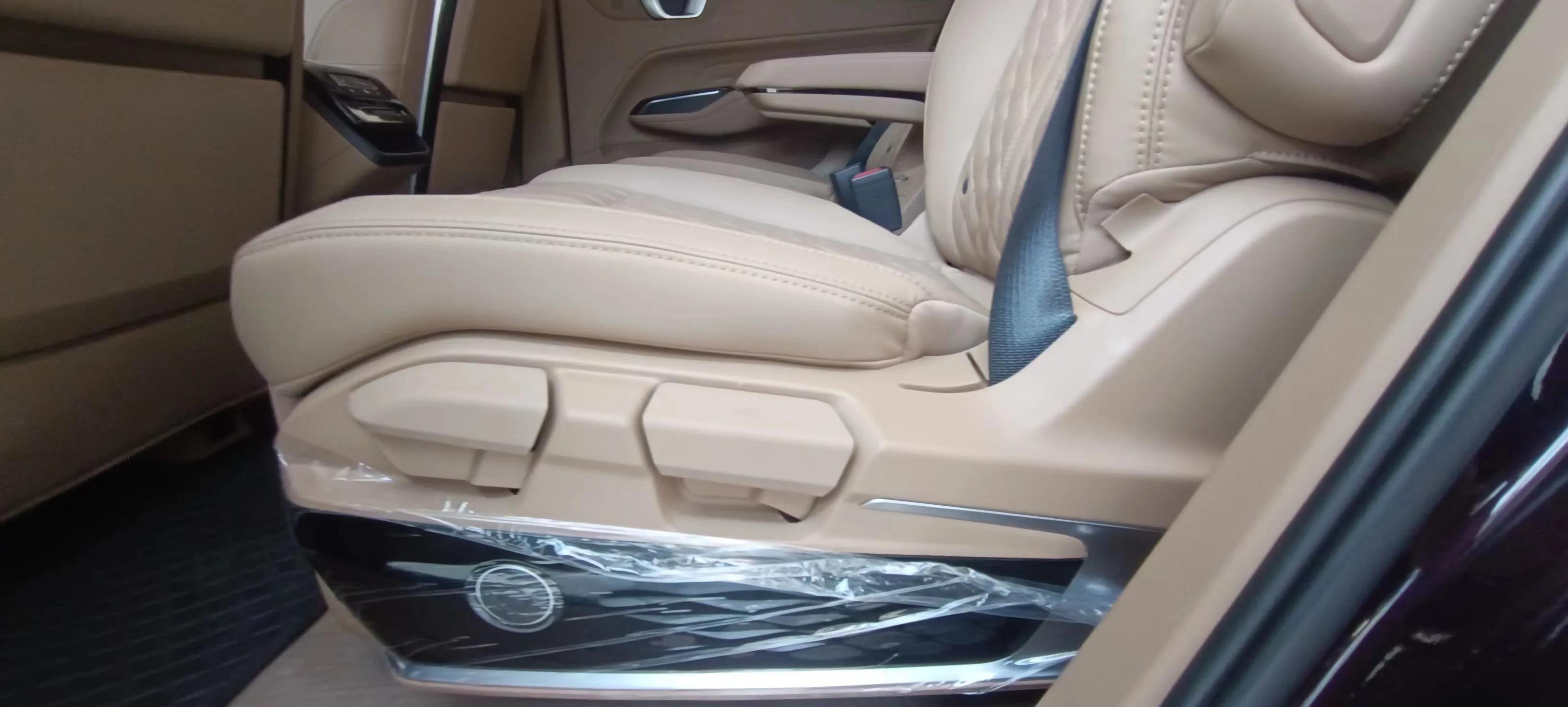 奶爸玩车记,奶爸看车