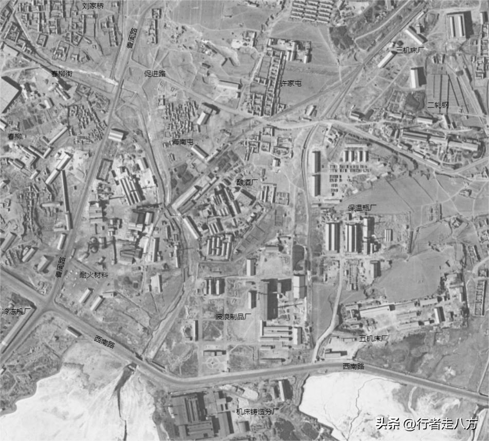 66年72年大连卫星图看周水前高云路（*家屯许**）周二小学洗衣机厂