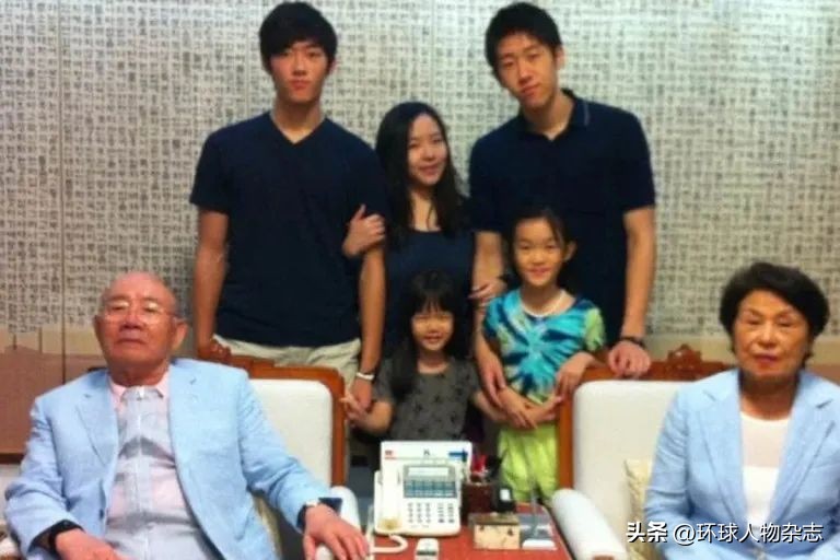 孙子实名举报总统爷爷和亲爹，让人看傻眼