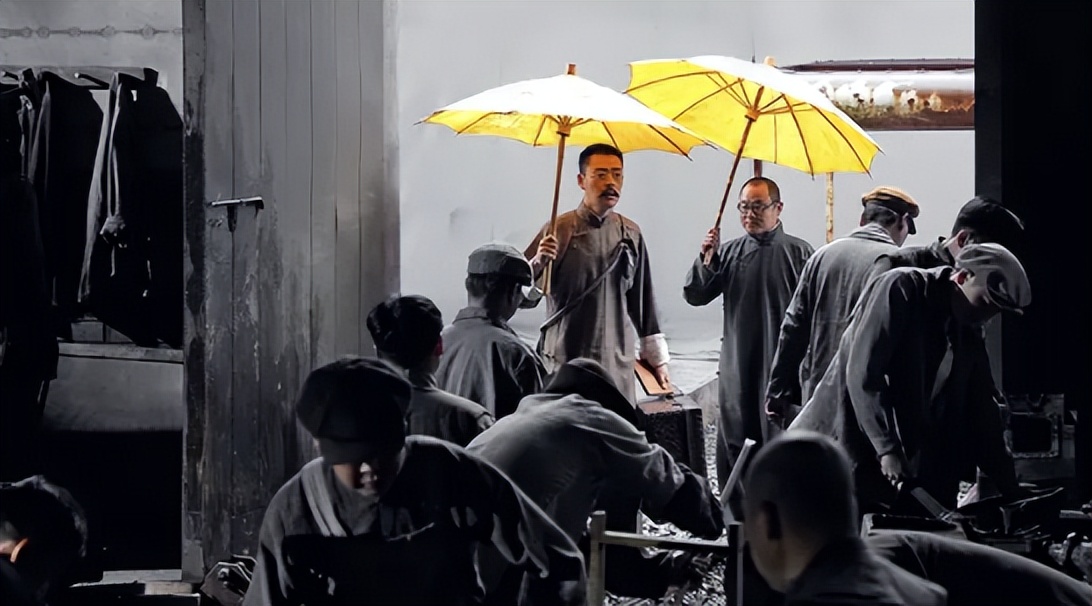 52岁演少女,借拍戏之名行咸猪手,影视圈这些畸形现象,该改改了