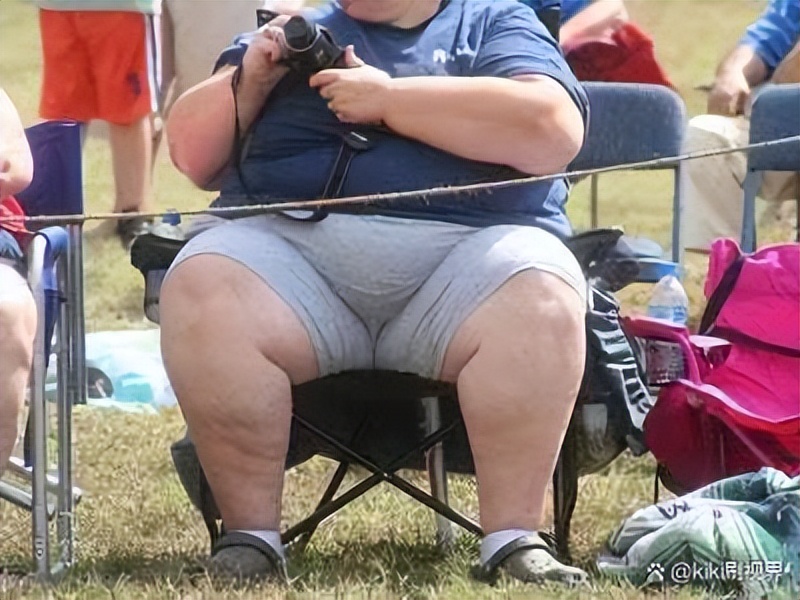 航空公司行李超重多少没事,航空公司行李不能超重多少