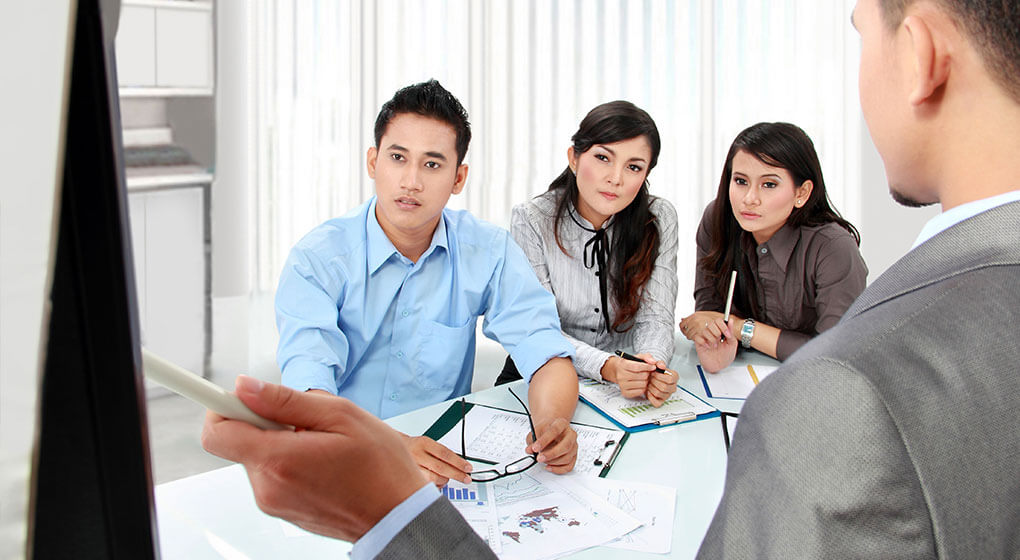 商务英语写作能力培养与思考,商务英语专业简介及培养目标