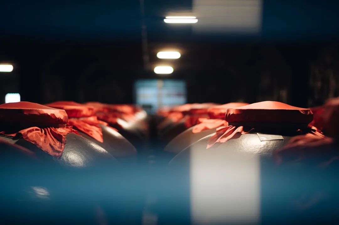 舍得酒业2023年营收破70亿,舍得酒业开启老酒战略