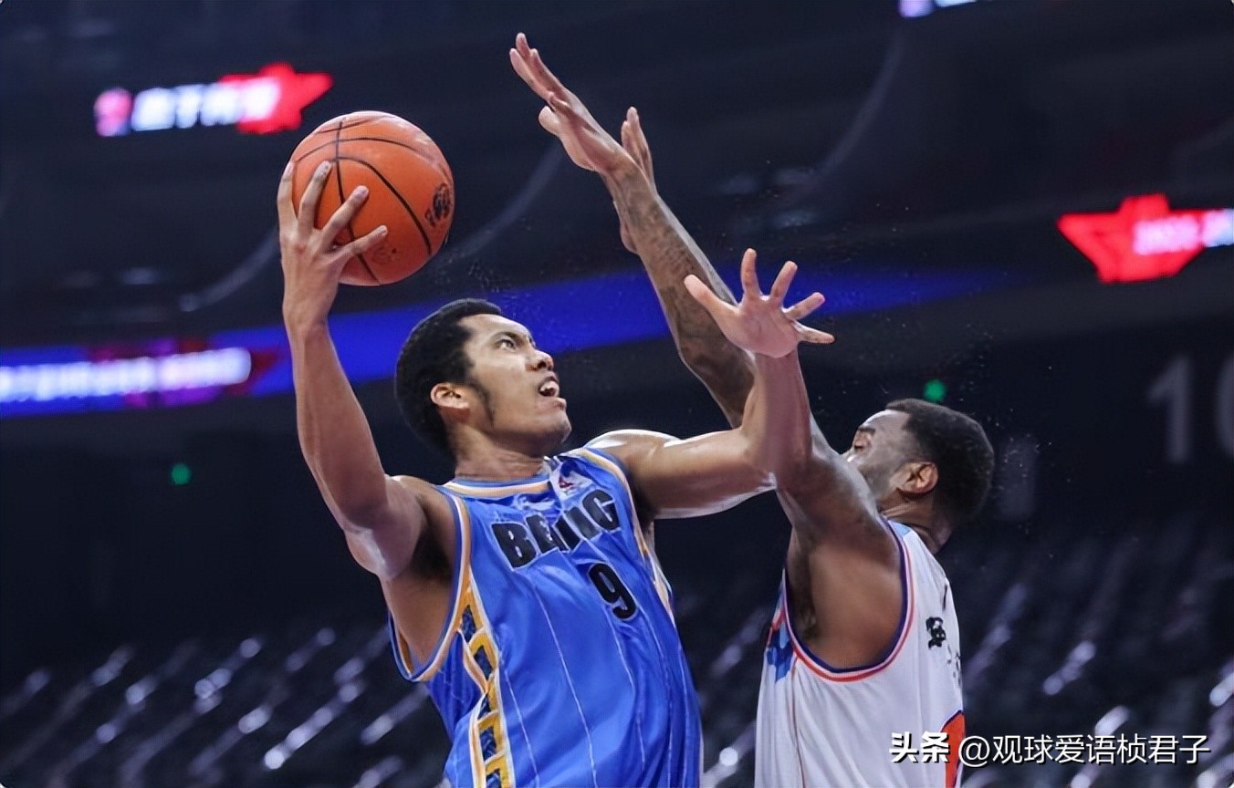 广东报销后卫已有退路，黑马名帅恐率先下课，混血中锋成首钢惊喜