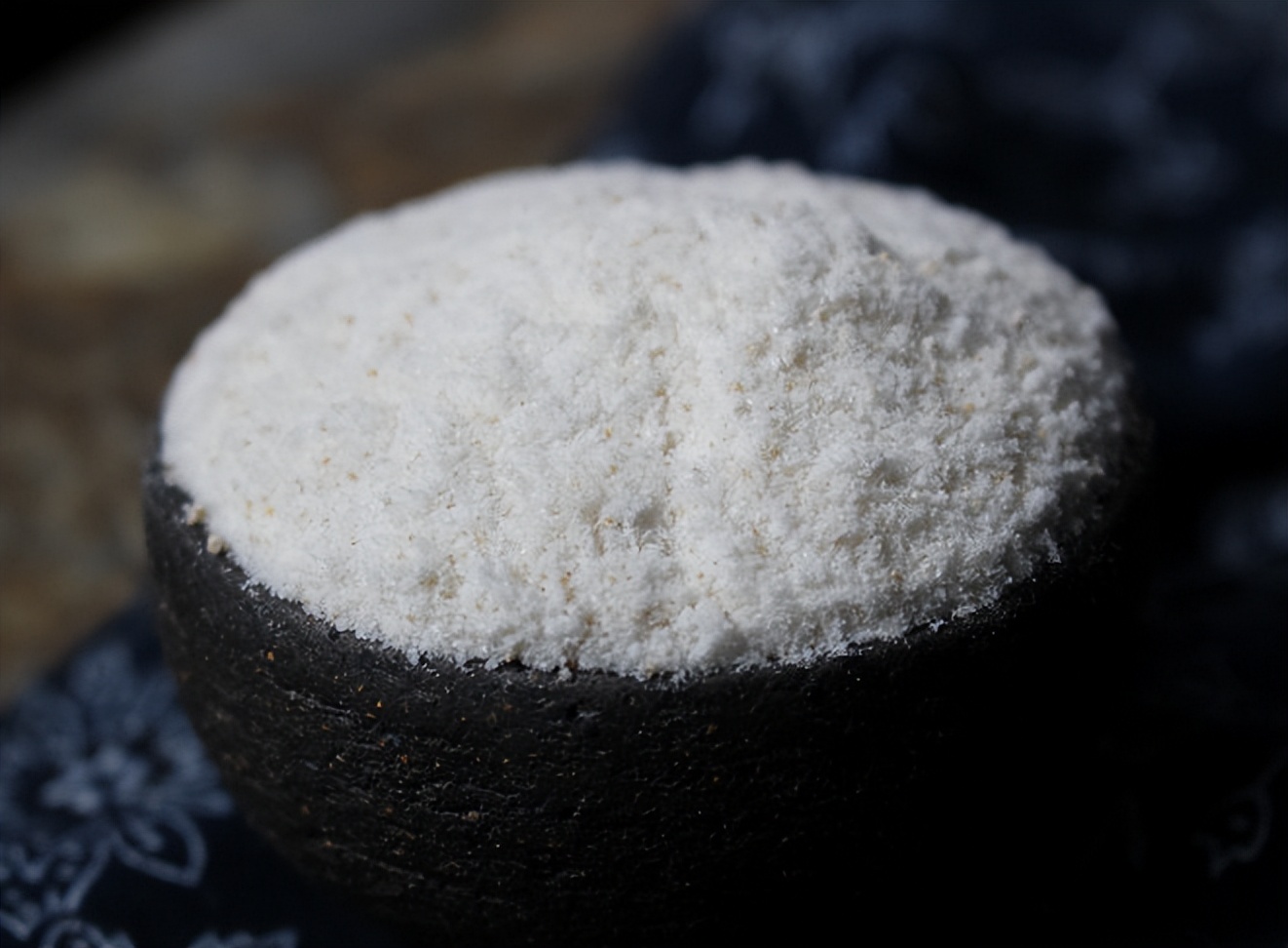 新冠的咳嗽是干咳还是有痰,我是新冠肺炎干咳无痰十几天了