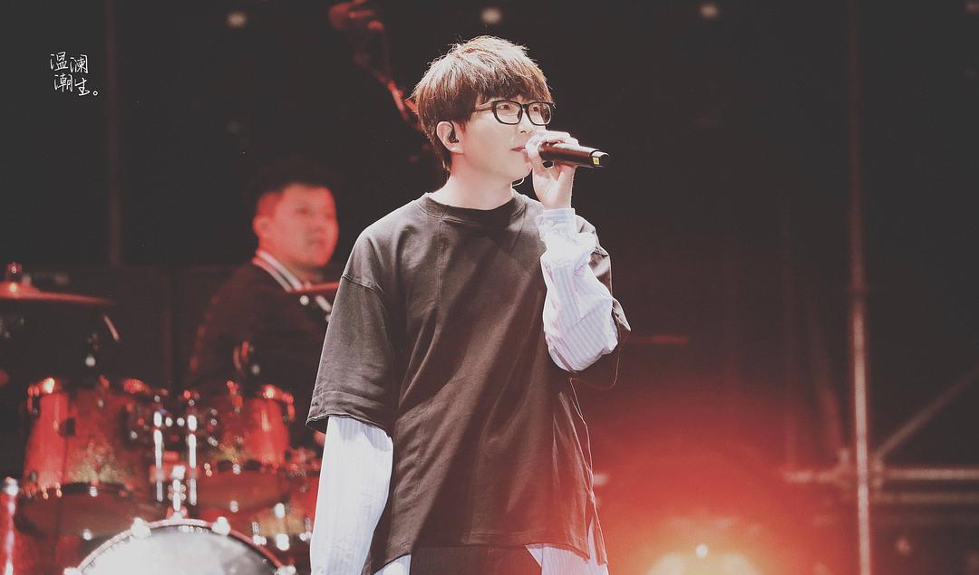 毛不易减肥前后对比照片,毛不易减肥最新照片