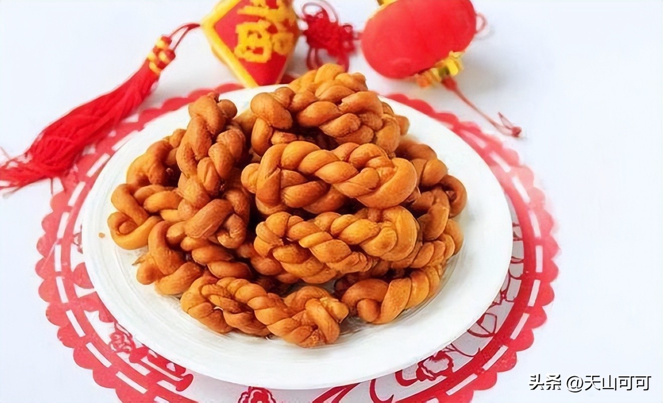 炸麻花怎么和面才酥脆好吃,炸麻花和面方法外酥里嫩教程