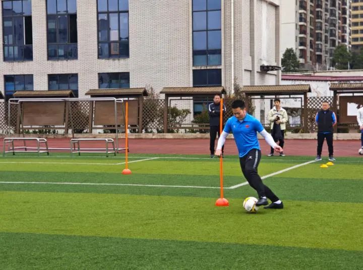 教师足球专项技能展示,教师足球技能大赛综合技能