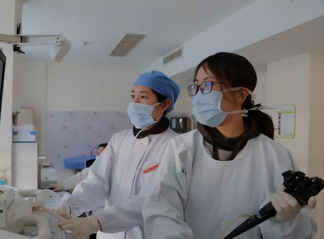 “普通胃镜”与“无痛胃镜”，二者有什么不同？医生告诉你答案