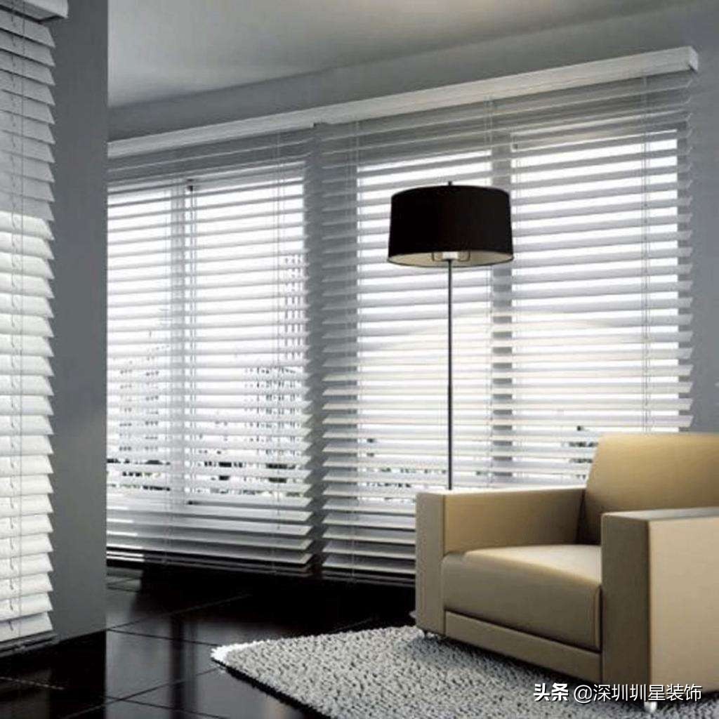 客厅装百叶窗优缺点,客厅玻璃百叶窗的优缺点